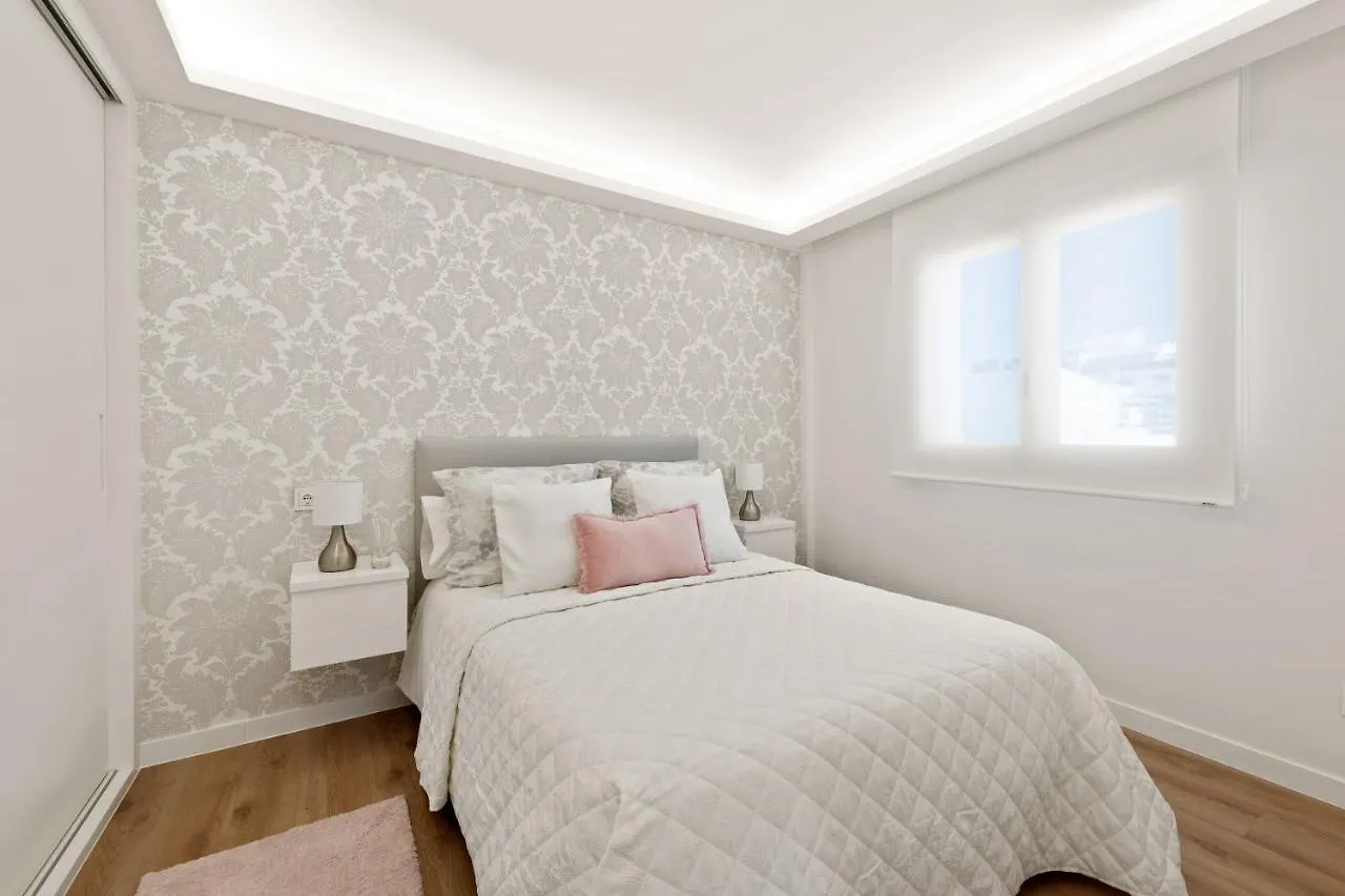 Sunny Modern Apartment Perfect Located 埃斯特波纳 西班牙